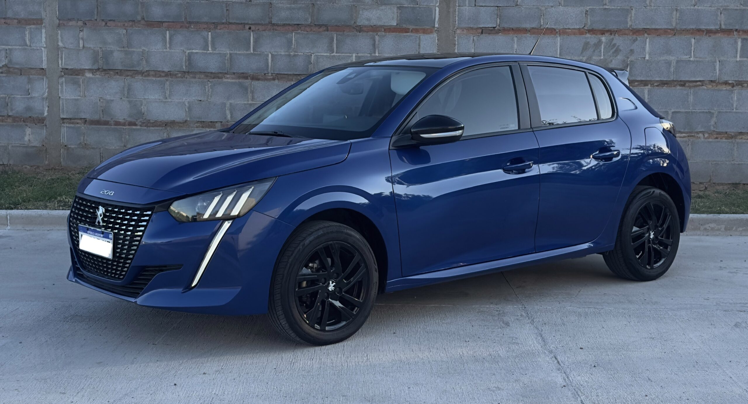 Vehículo 52 - PEUGEOT 208 1.6 FELINE TIPTRONIC