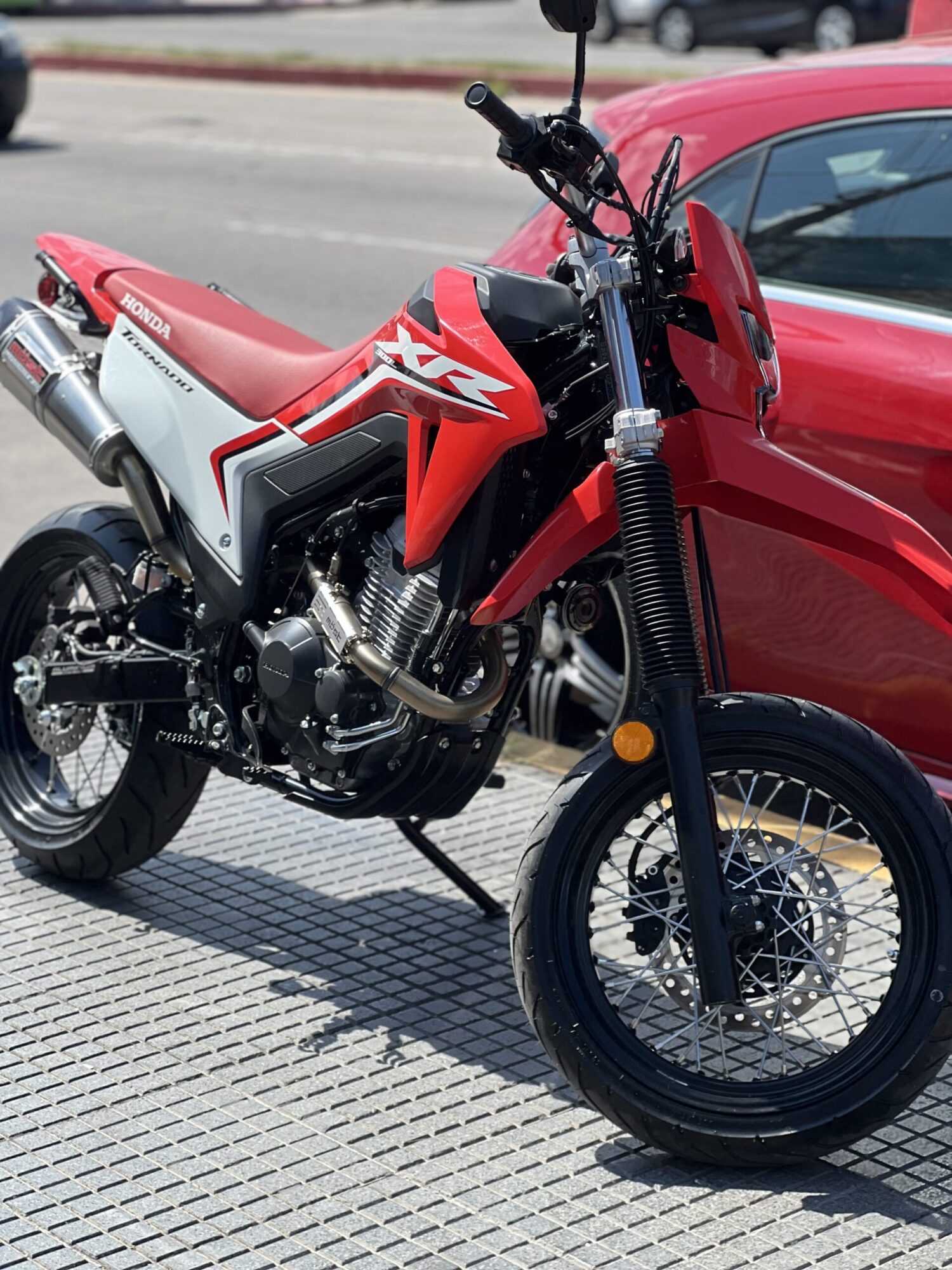 Vehículo 63 - HONDA TORNADO 300L 2025