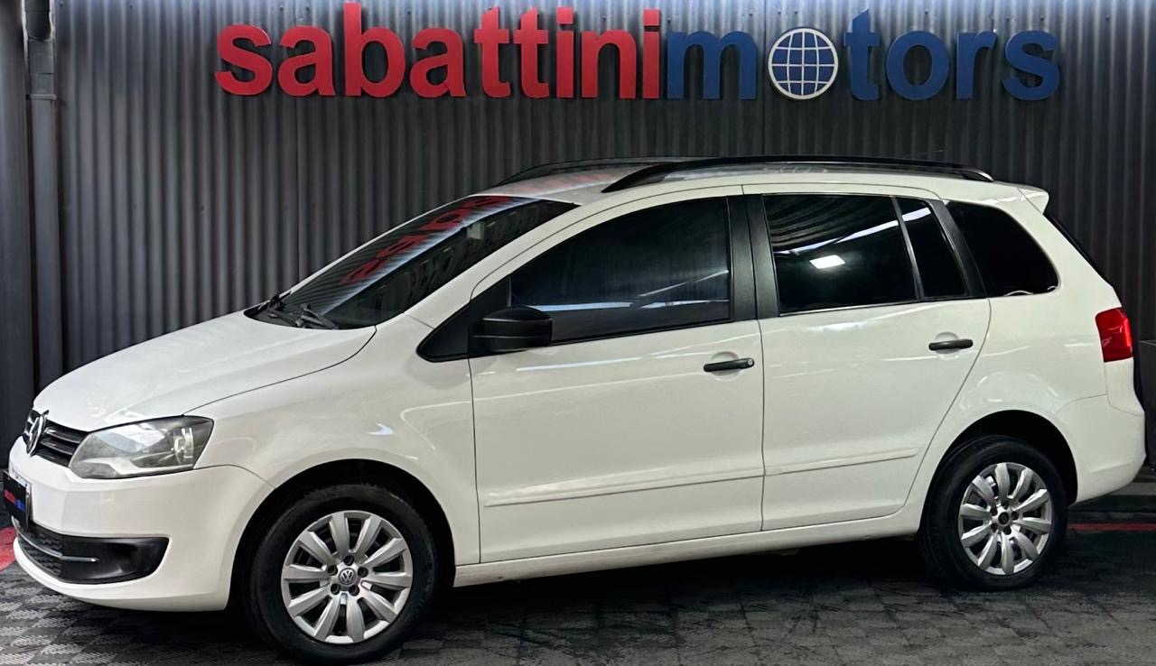 Vehículo 44 - VOLKSWAGEN SURAN CONFORTLINE